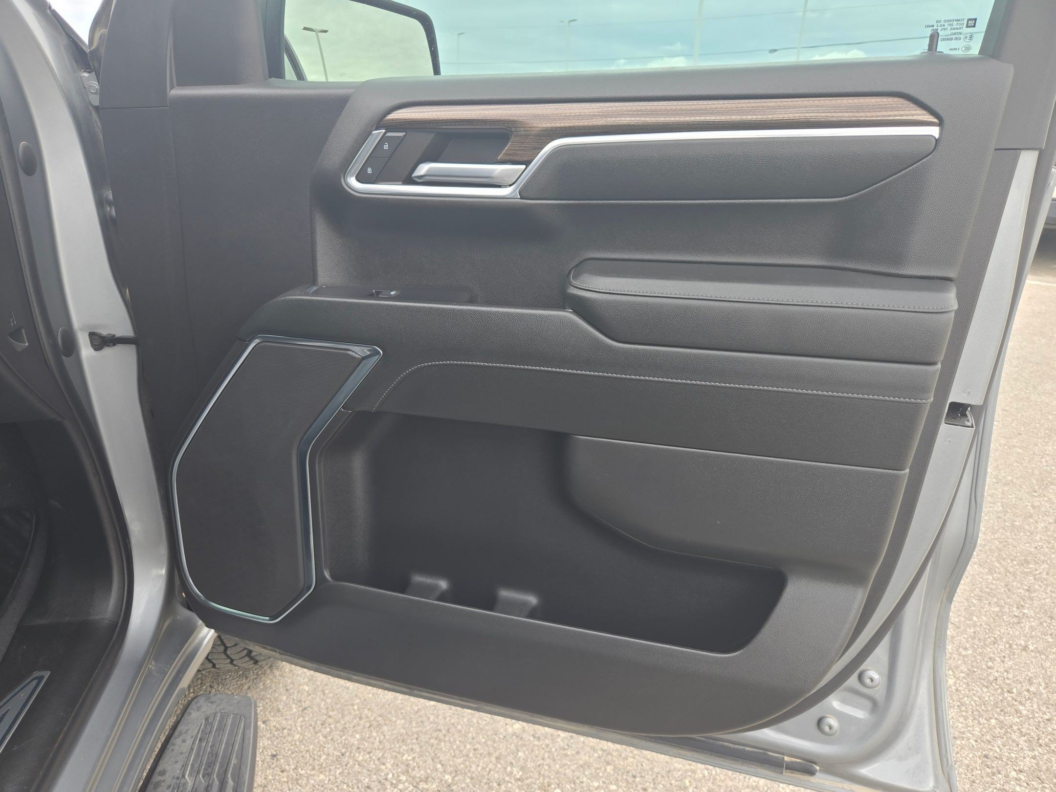 Certified 2024 Chevrolet Silverado 1500 LT RWD image 27