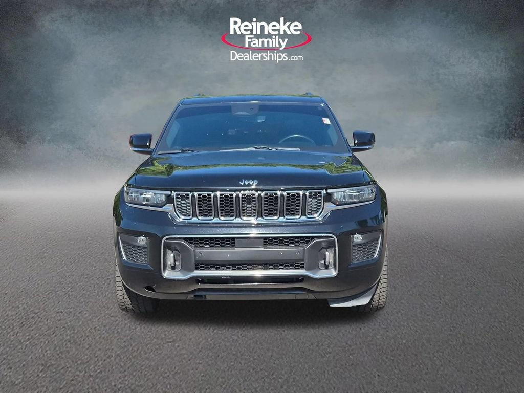 Used 2022 Jeep Grand Cherokee Overland AWD/4WD image 2