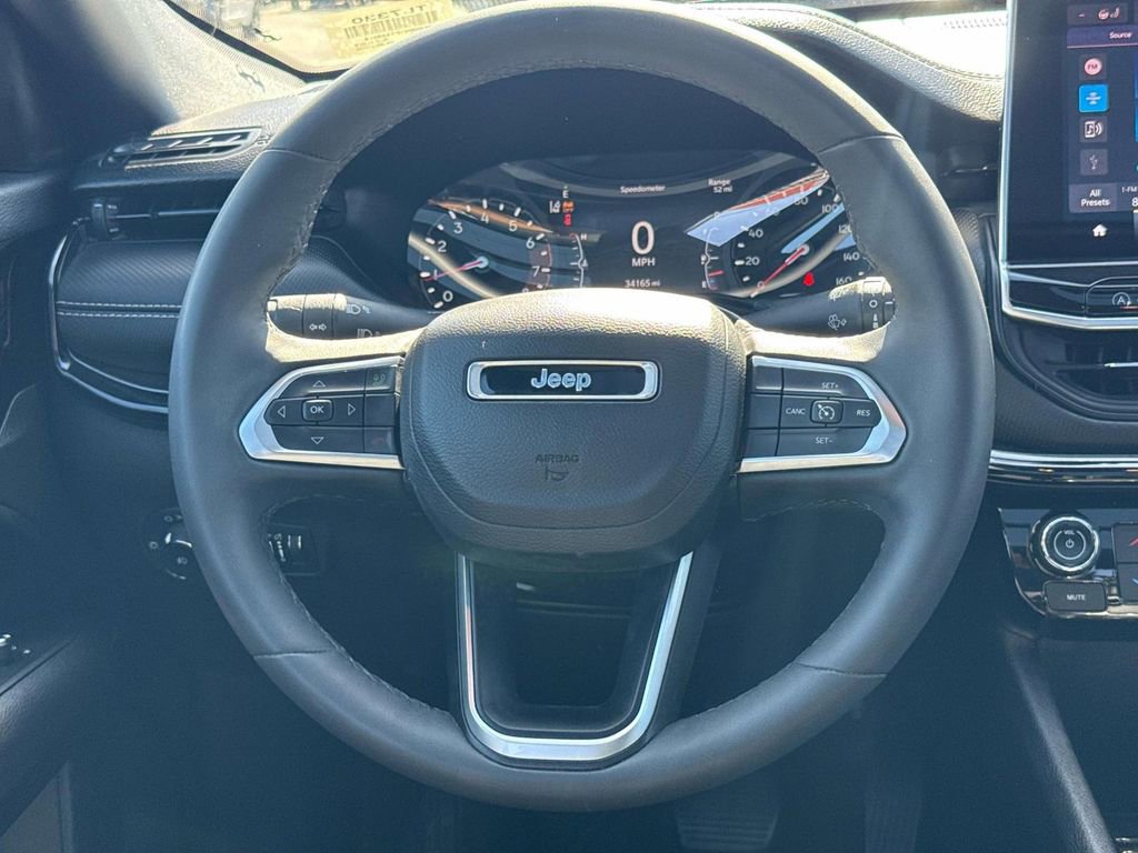 Used 2023 Jeep Compass Latitude w/ Sun and Sound Group AWD/4WD image 15