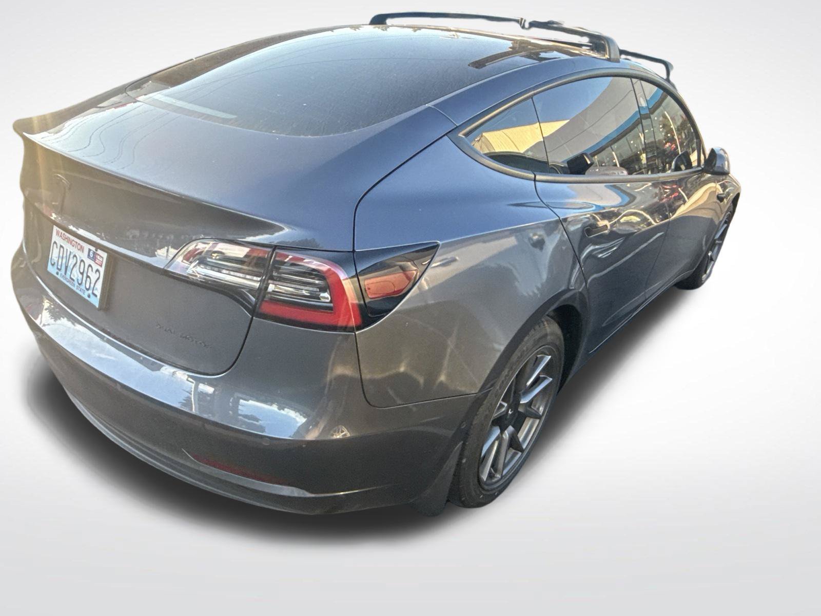 Used 2022 Tesla Model 3 Long Range AWD/4WD image 13