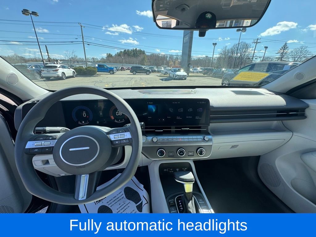 Used 2024 Hyundai Kona SE image 14