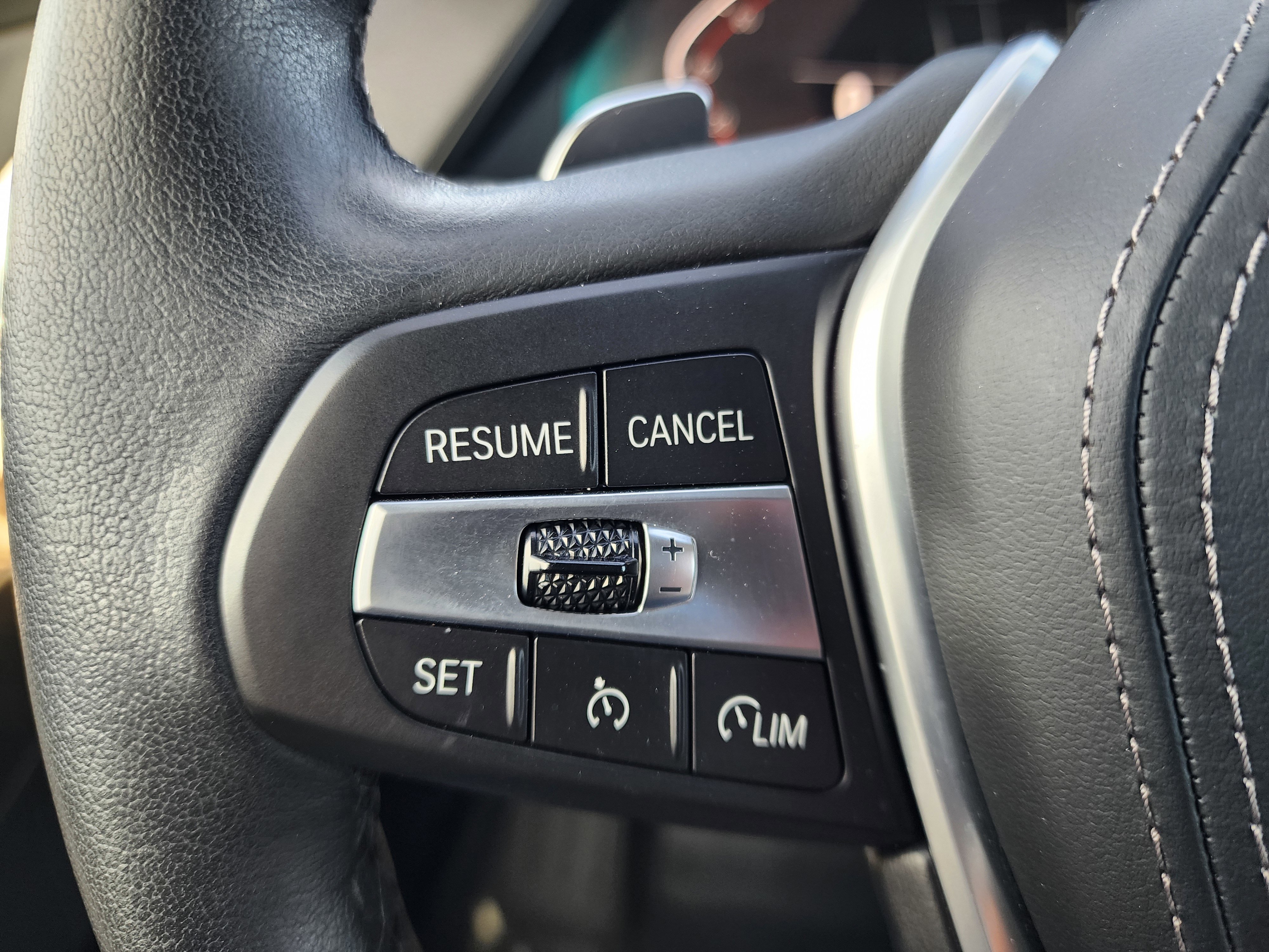 Used 2022 BMW X5 xDrive40i w/ Executive Package image 19