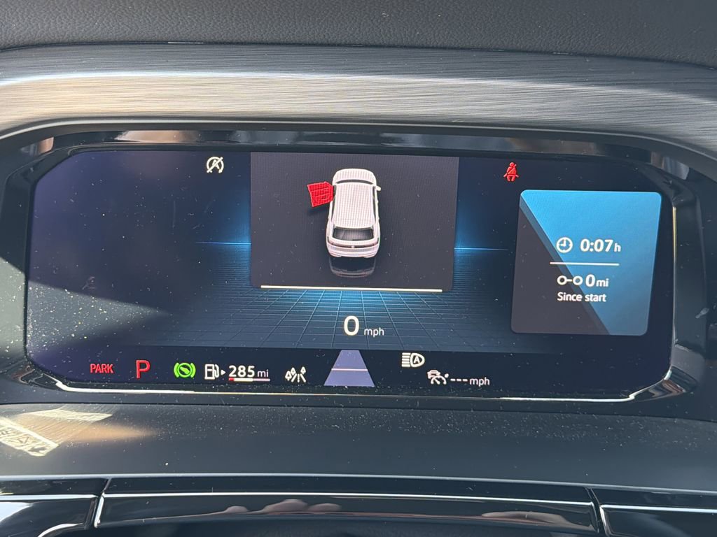 Used 2025 Volkswagen Atlas Cross Sport SE FWD image 28