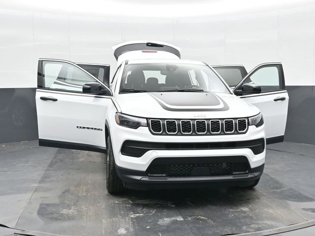 Used 2025 Jeep Compass Sport w/ Mopar Graphics Package AWD/4WD image 47