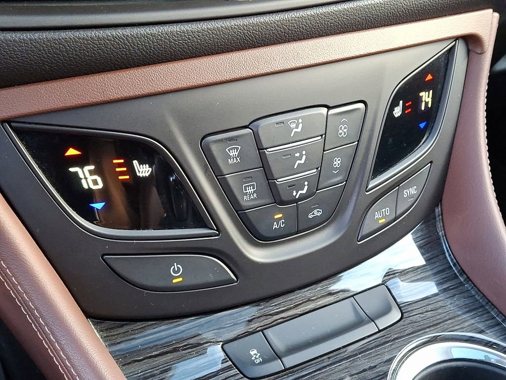 Used 2018 Buick Envision Essence w/ LPO, Hit The Road Package image 16