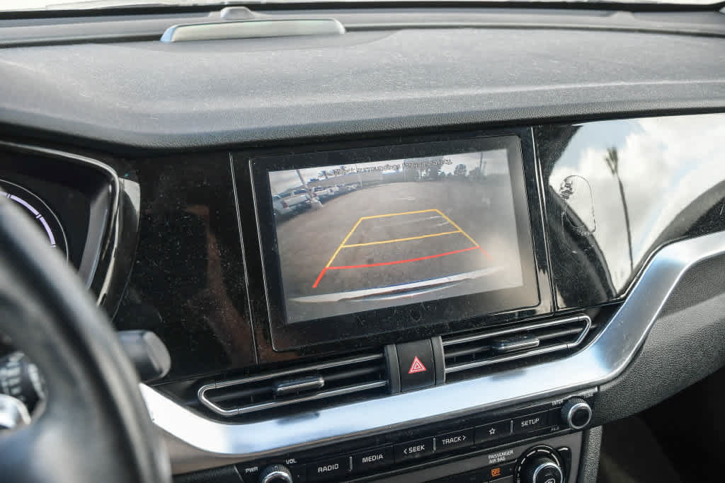 Used 2020 Kia Niro EX FWD image 18