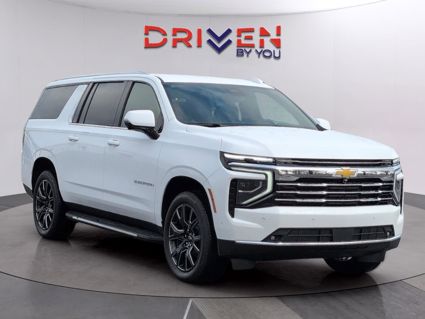 New 2026 Chevrolet Suburban LT w/ Comfort Package AWD/4WD image 4
