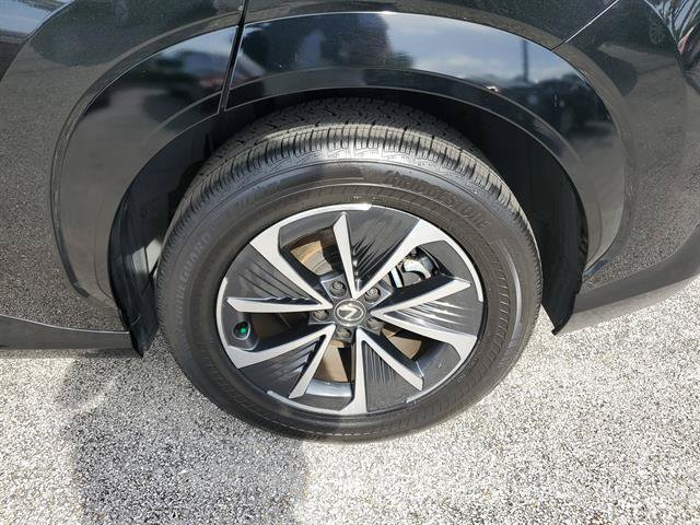Used 2024 Lexus RZ 450e Premium w/ Accessory Package (Z1) AWD/4WD image 13