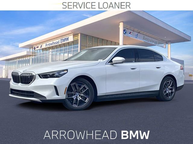Used 2025 BMW i5 eDrive40i w/ Premium Package RWD image 1