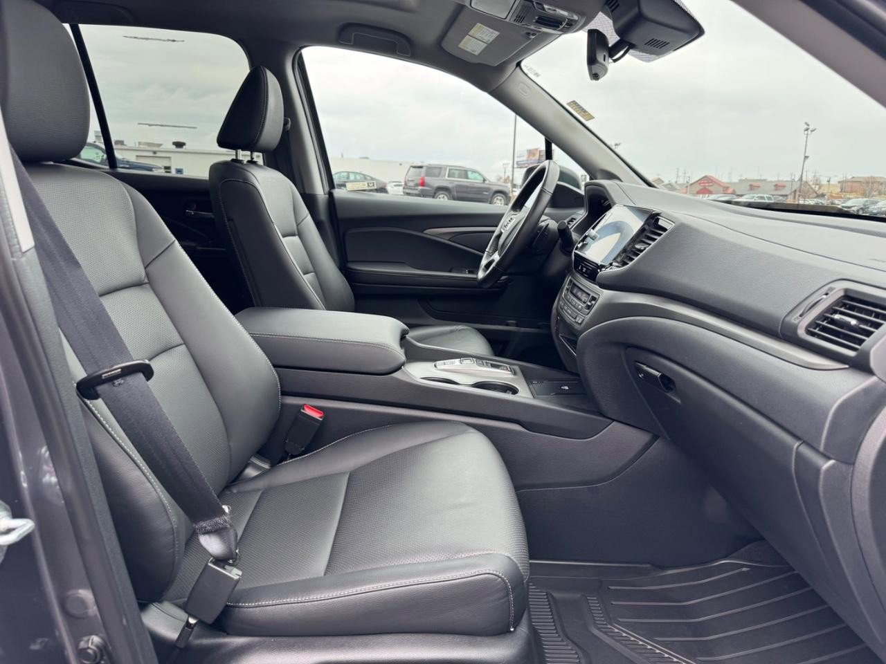 Certified 2025 Honda Ridgeline RTL image 17