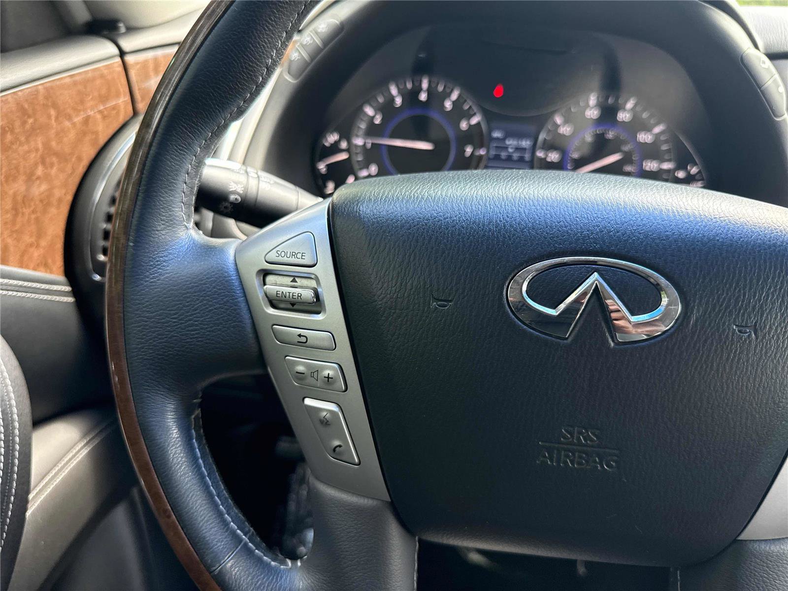 Used 2016 INFINITI QX80 2WD image 18