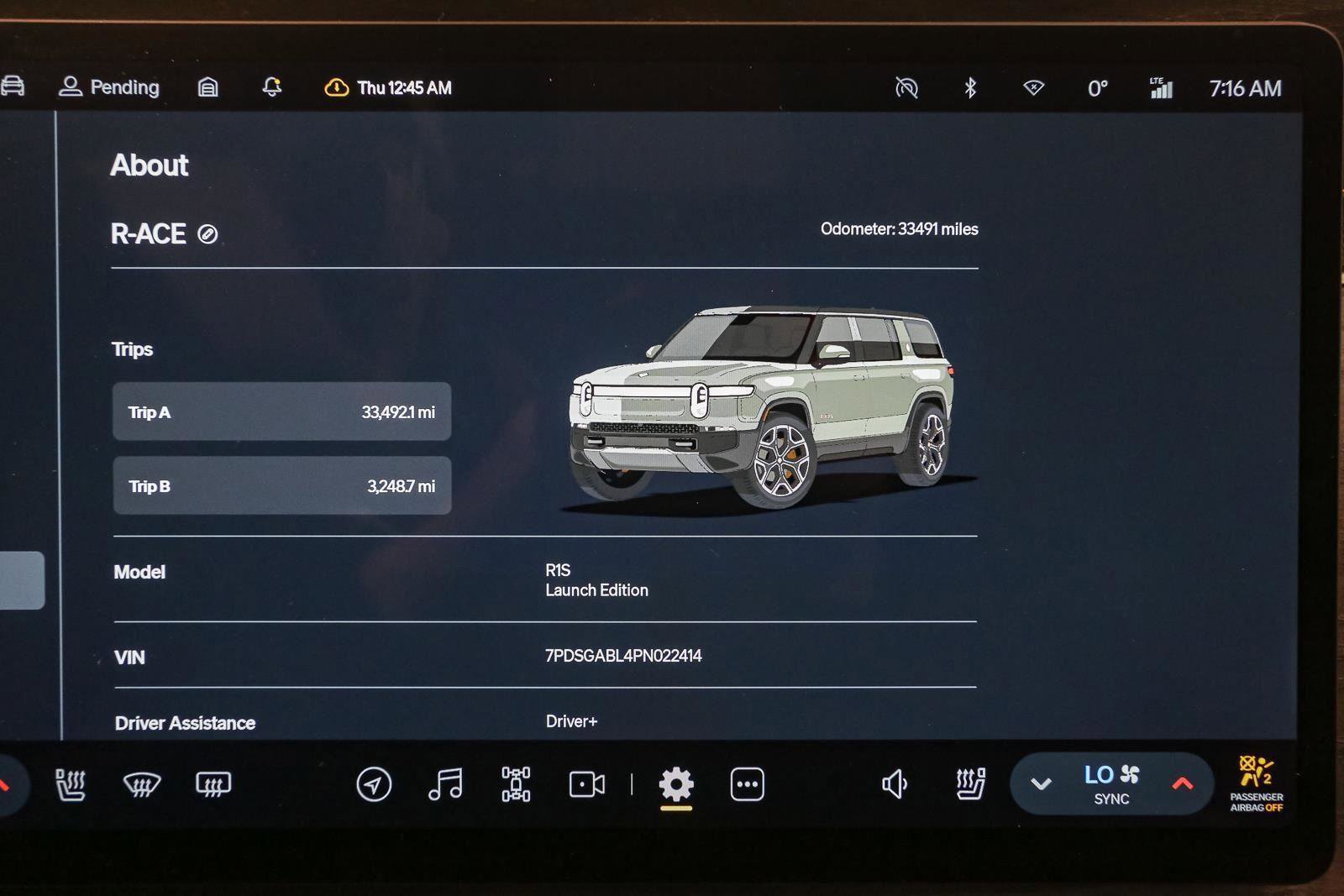 Used 2023 Rivian R1S Launch Edition AWD/4WD image 44