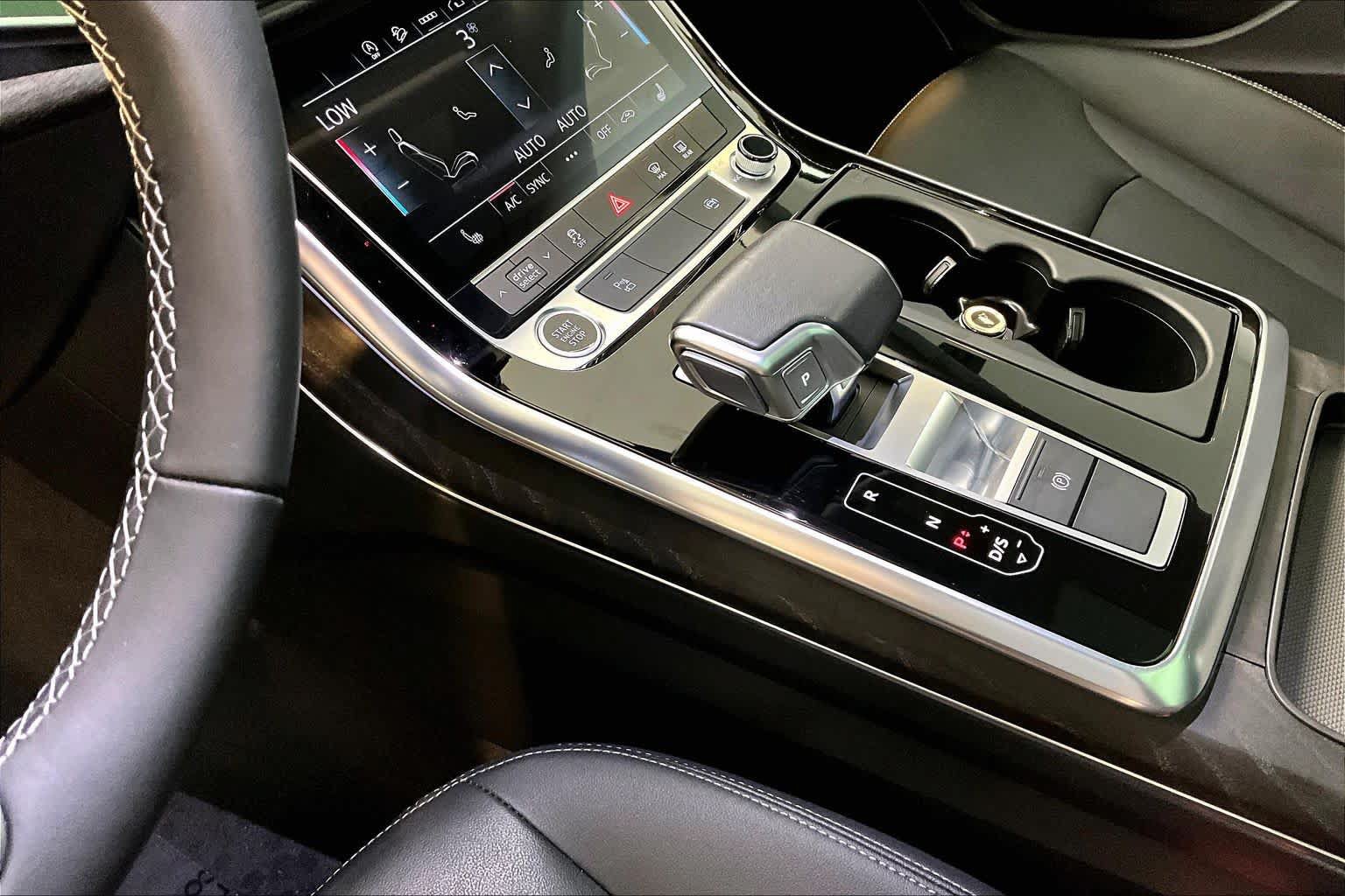 Used 2023 Audi Q8 Premium w/ Convenience Package AWD/4WD image 32