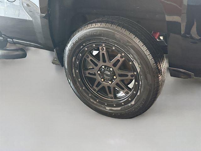 Used 2019 Chevrolet Silverado 1500 LT w/ All Star Edition AWD/4WD image 30
