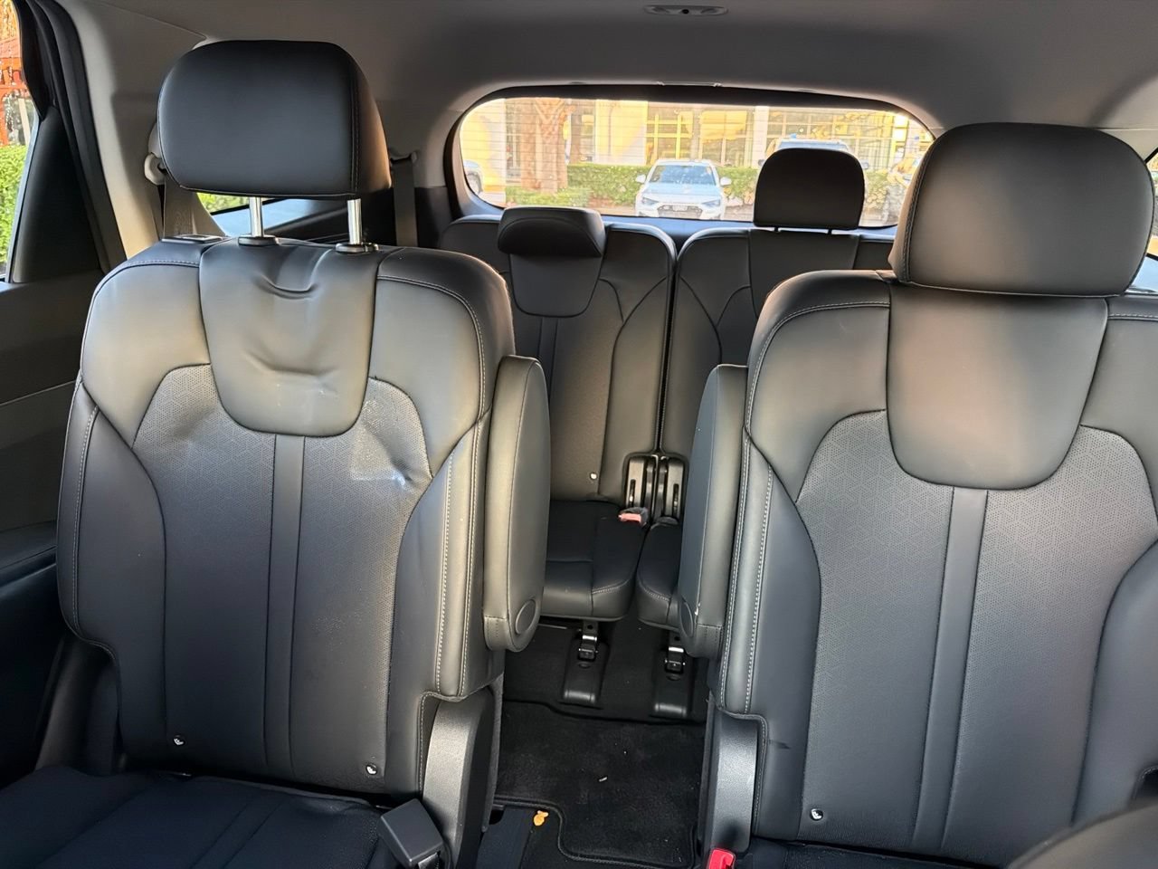 Used 2023 Kia Sorento EX AWD/4WD image 8