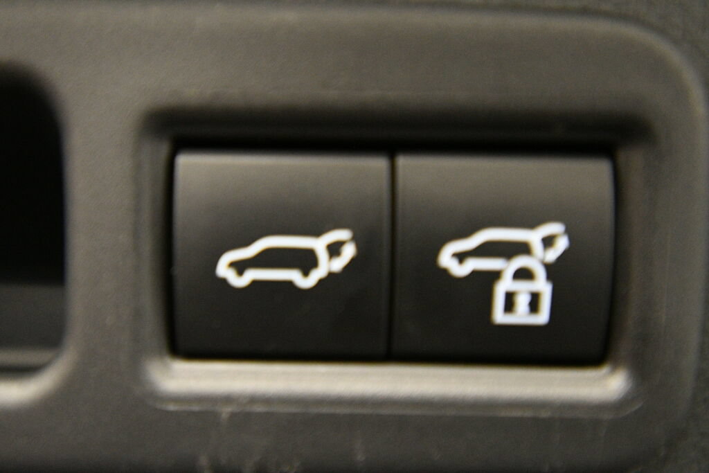 Used 2023 Lexus RX 350 Premium w/ Accessory Package AWD/4WD image 24