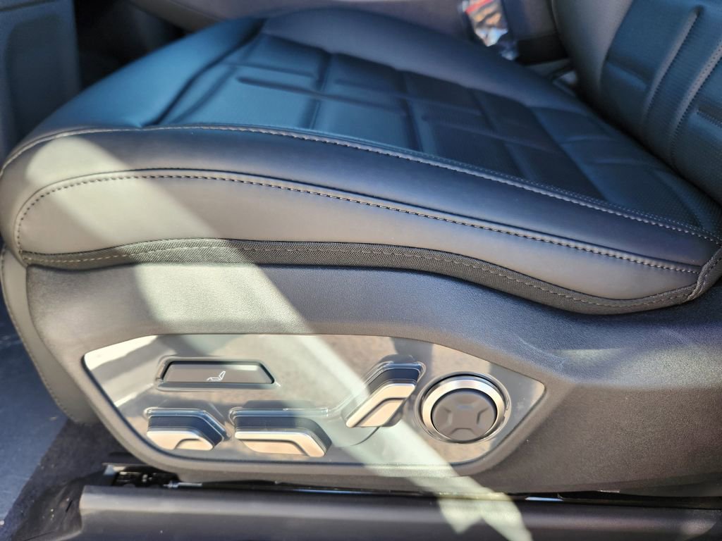 New 2026 Kia EV9 Land w/ Nightfall Edition Package image 9