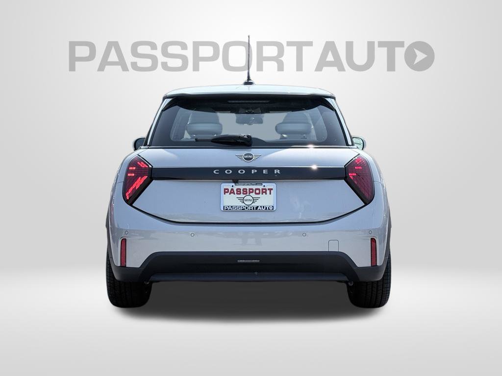 New 2026 MINI Cooper 2-Door Hardtop FWD image 5