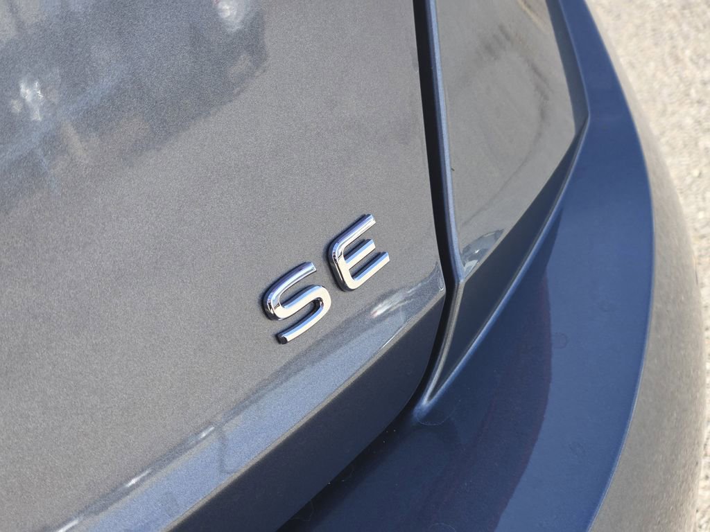 New 2026 Volkswagen Jetta SE image 8