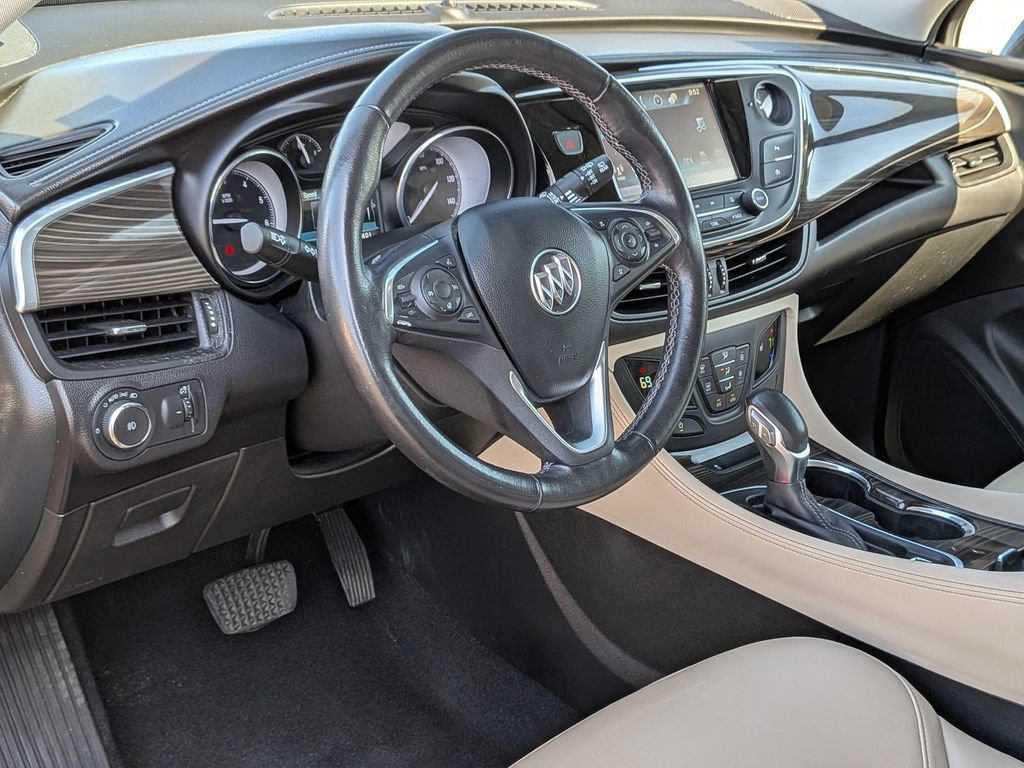 Used 2020 Buick Envision Essence FWD image 32