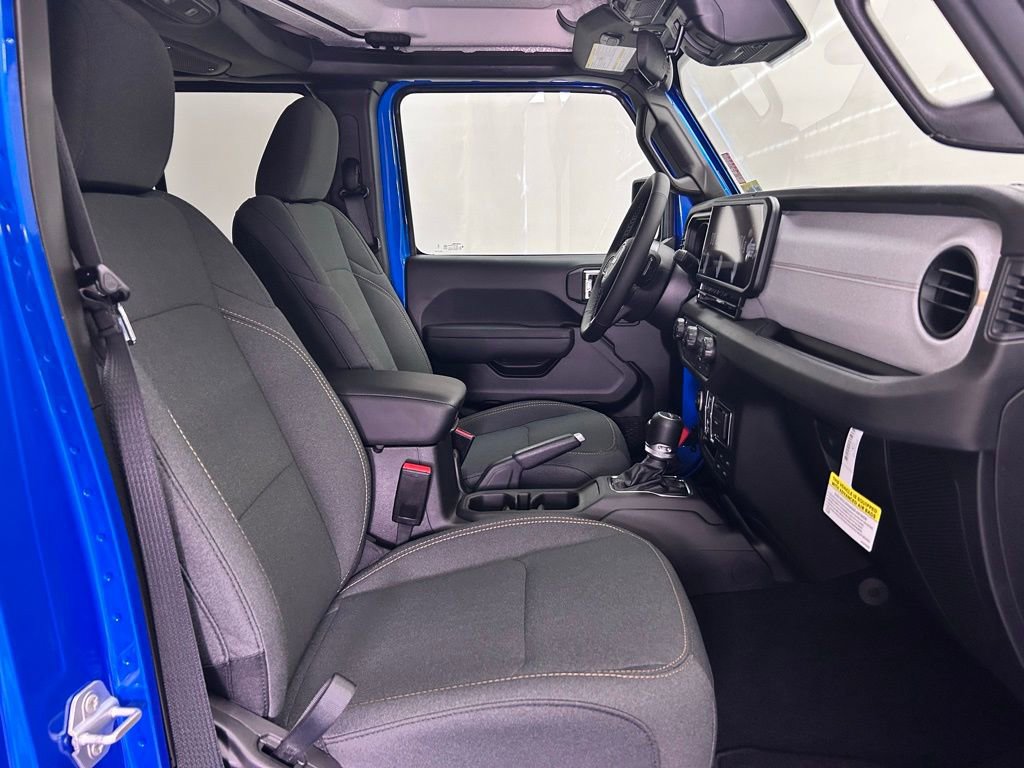 New 2025 Jeep Gladiator Sport image 20