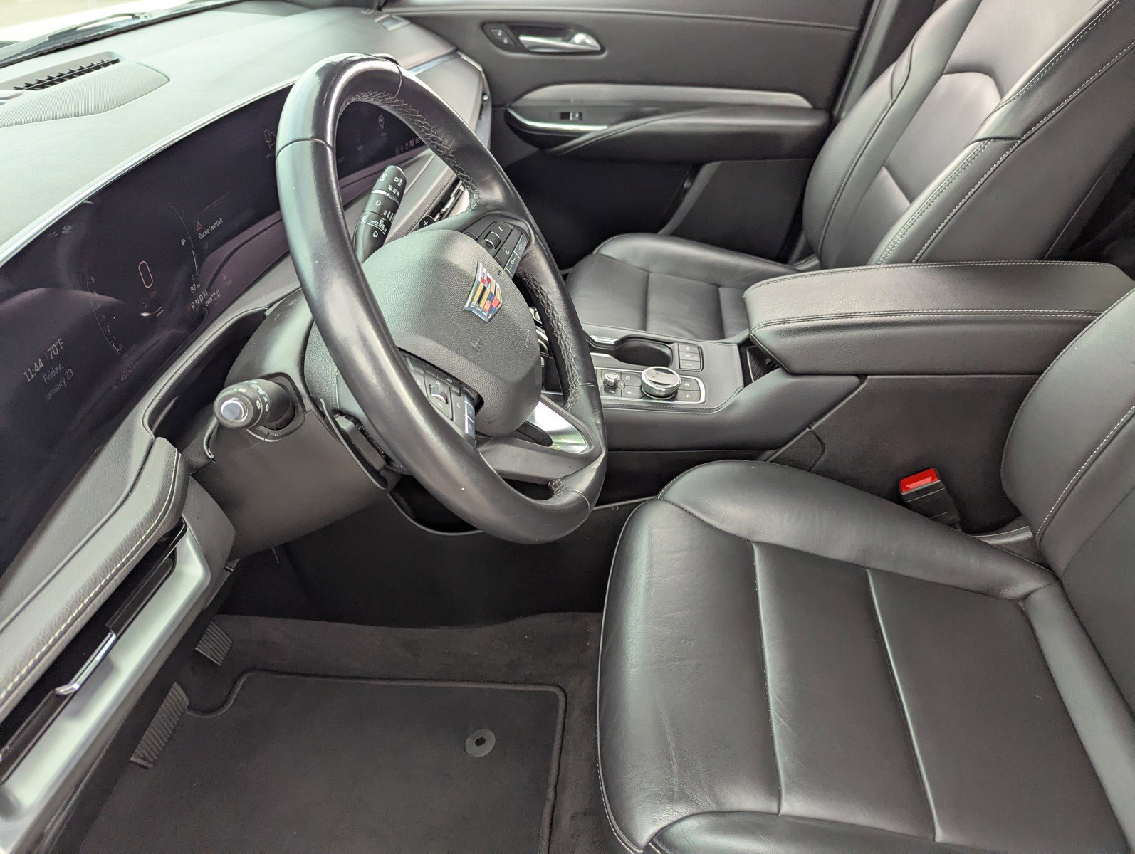 Certified 2024 Cadillac XT4 Premium Luxury image 27