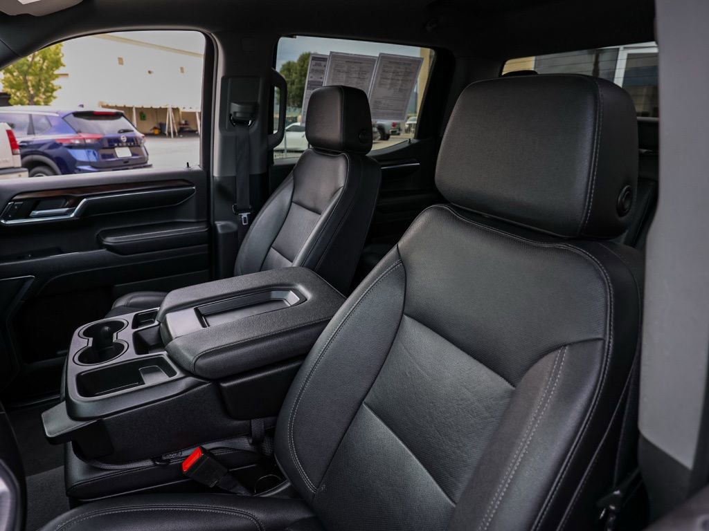 Used 2024 GMC Sierra 1500 SLT image 15