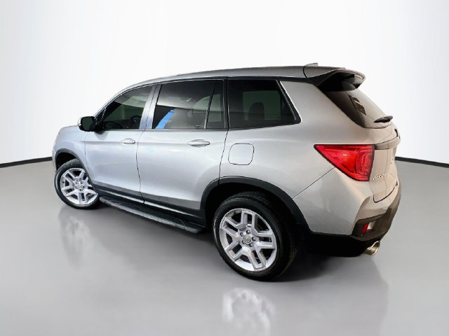 Used 2025 Honda Passport EX-L image 6