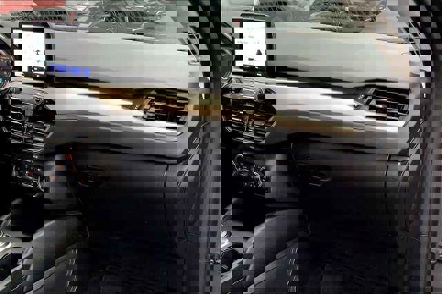 Used 2022 Ford Escape SE w/ Convenience Package image 16