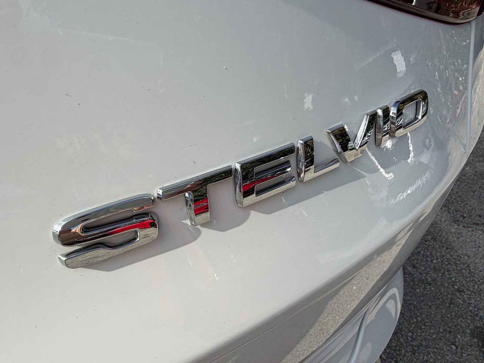 Used 2022 Alfa Romeo Stelvio Ti w/ Active Assist Plus Package AWD/4WD image 9