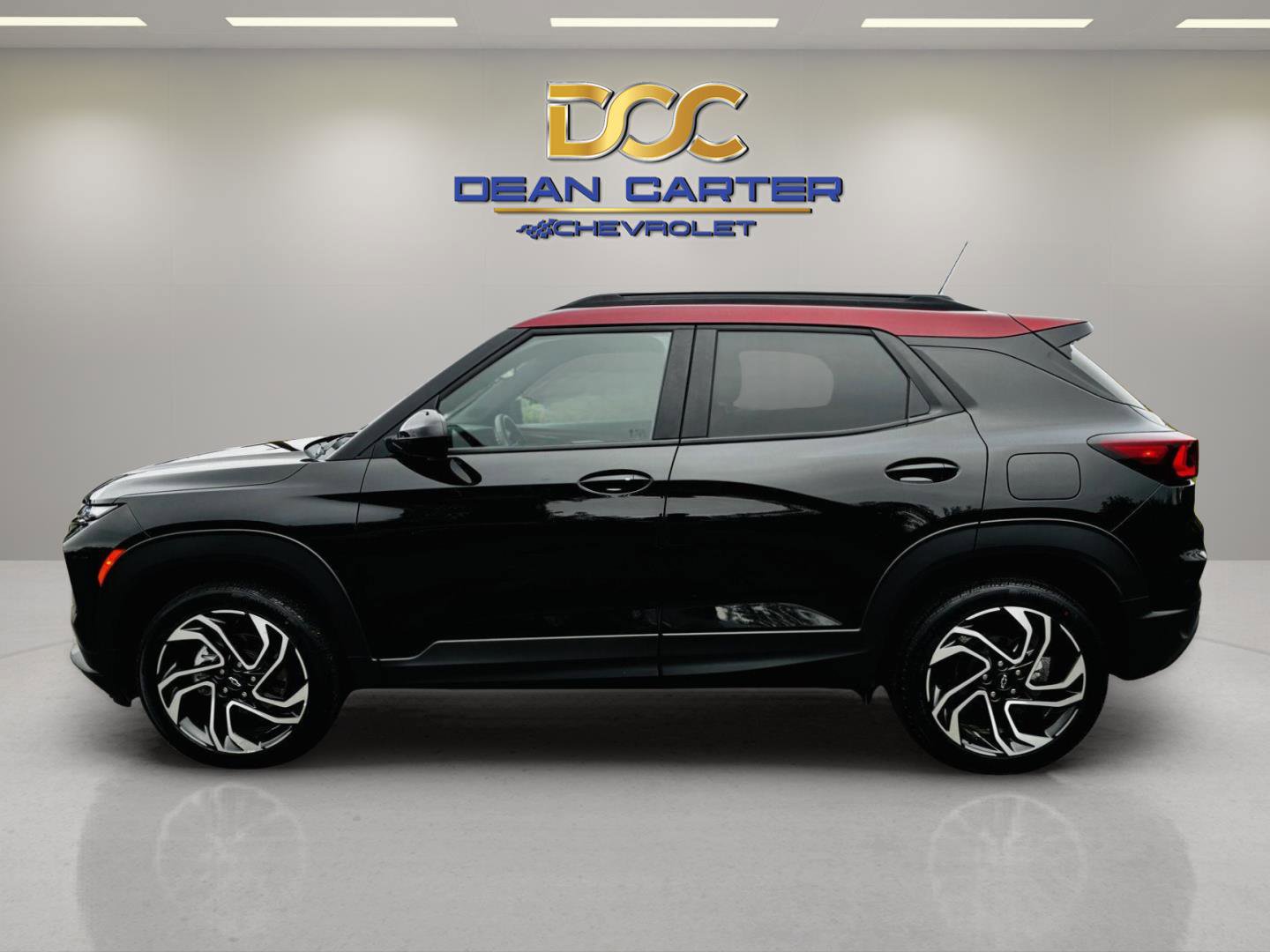Used 2024 Chevrolet TrailBlazer RS w/ Convenience Package image 2