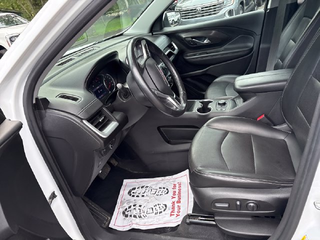 Used 2022 GMC Terrain SLT w/ LPO, Floor Liner Package AWD/4WD image 8