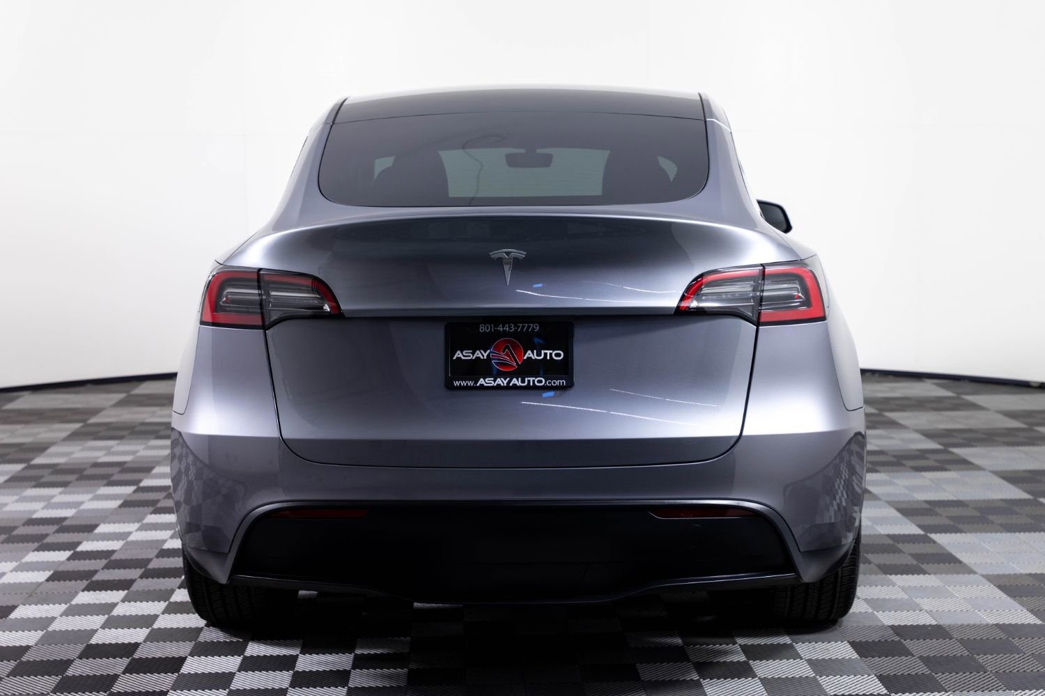 Used 2025 Tesla Model Y Long Range RWD image 6