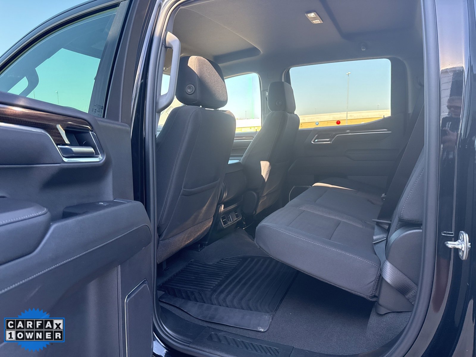 Used 2025 Chevrolet Silverado 1500 LT image 20