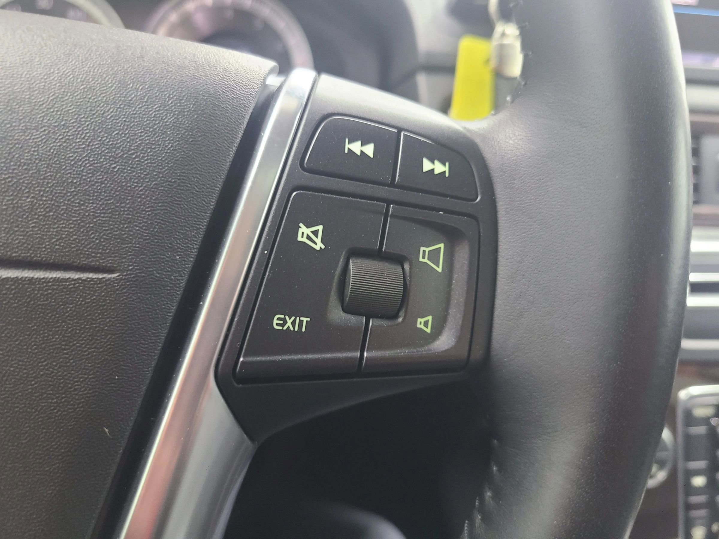 Used 2013 Volvo XC70 3.2 image 31