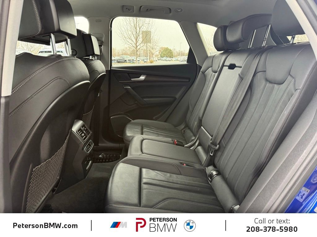 Used 2022 Audi Q5 e Premium w/ Convenience Package image 14