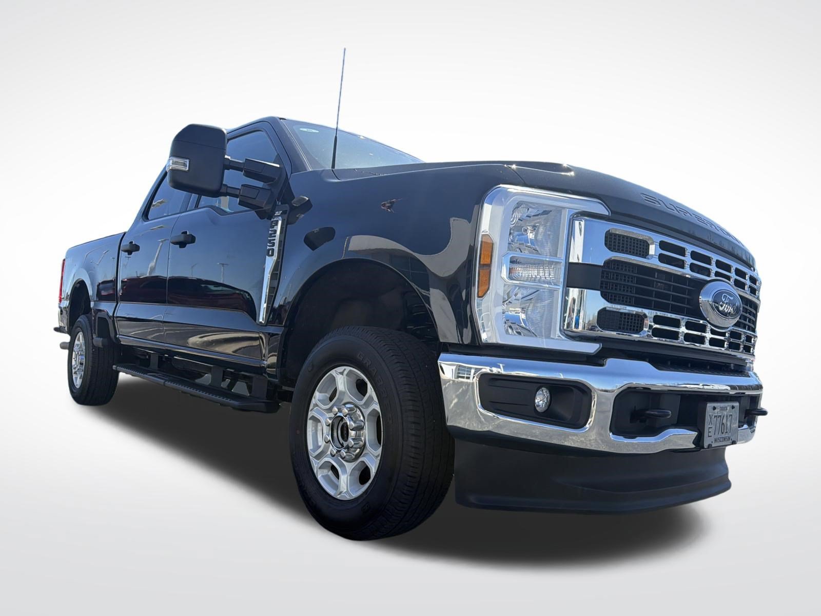 Certified 2025 Ford F250 XLT AWD/4WD image 9