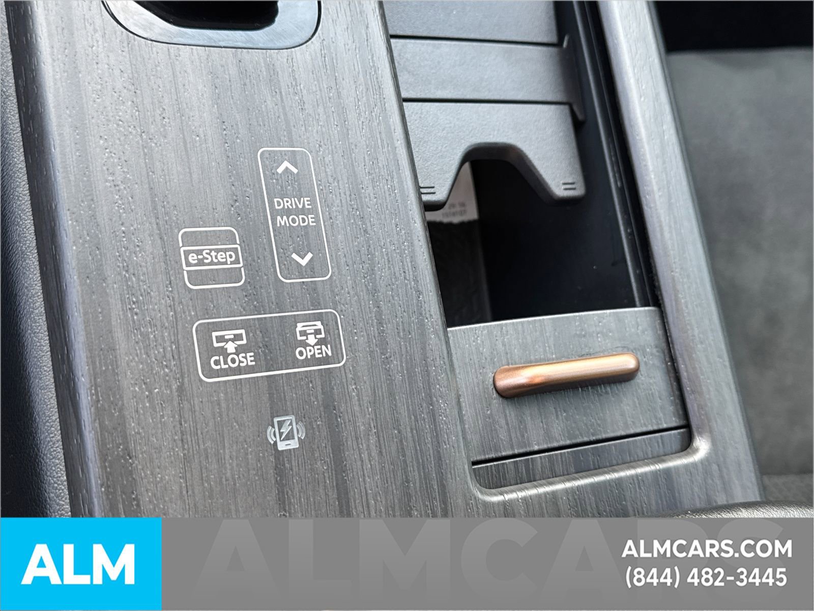 Used 2023 Nissan Ariya AWD image 37