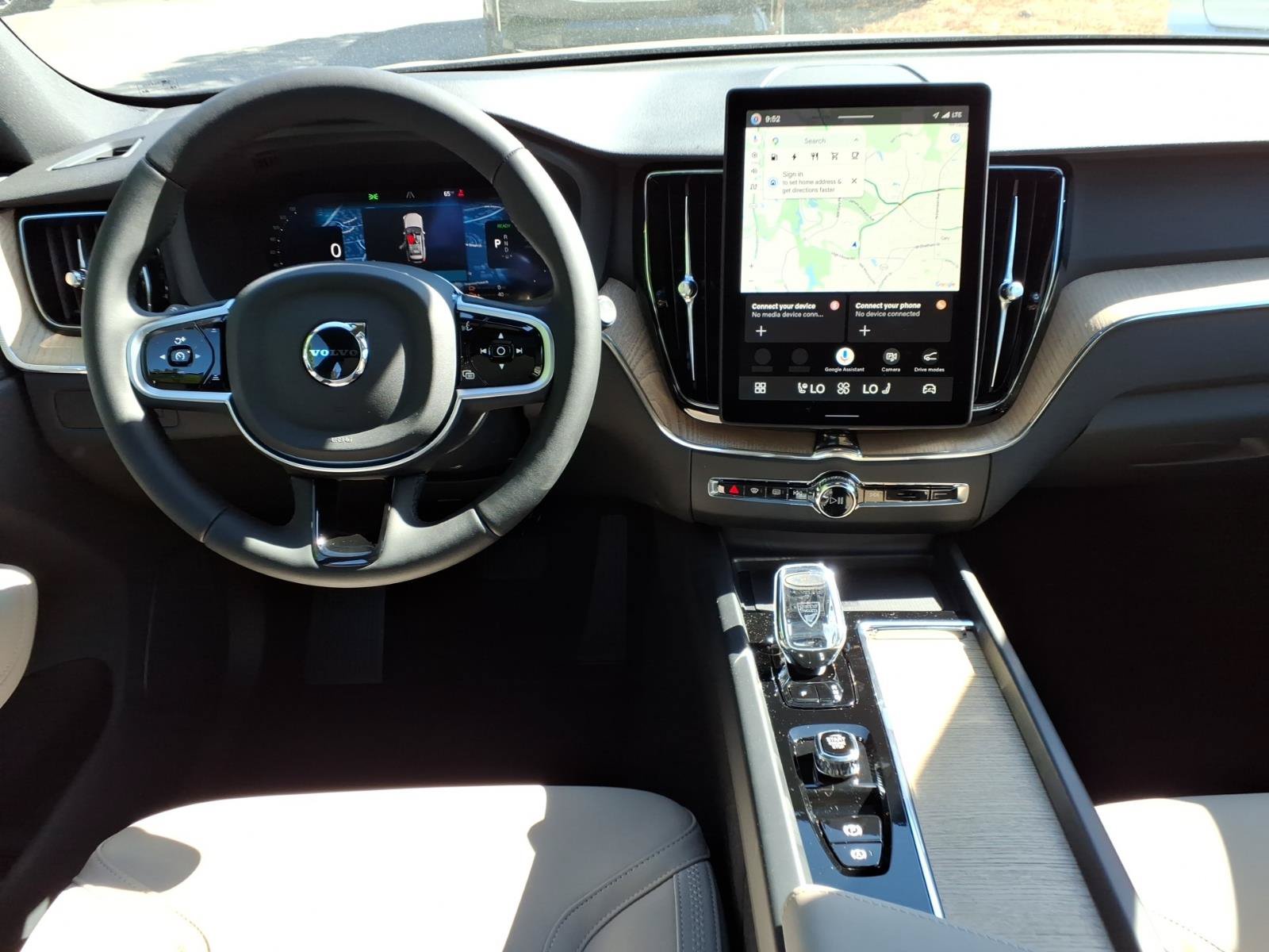 New 2026 Volvo XC60 T8 Plus w/ Protection Package Premier AWD/4WD image 9