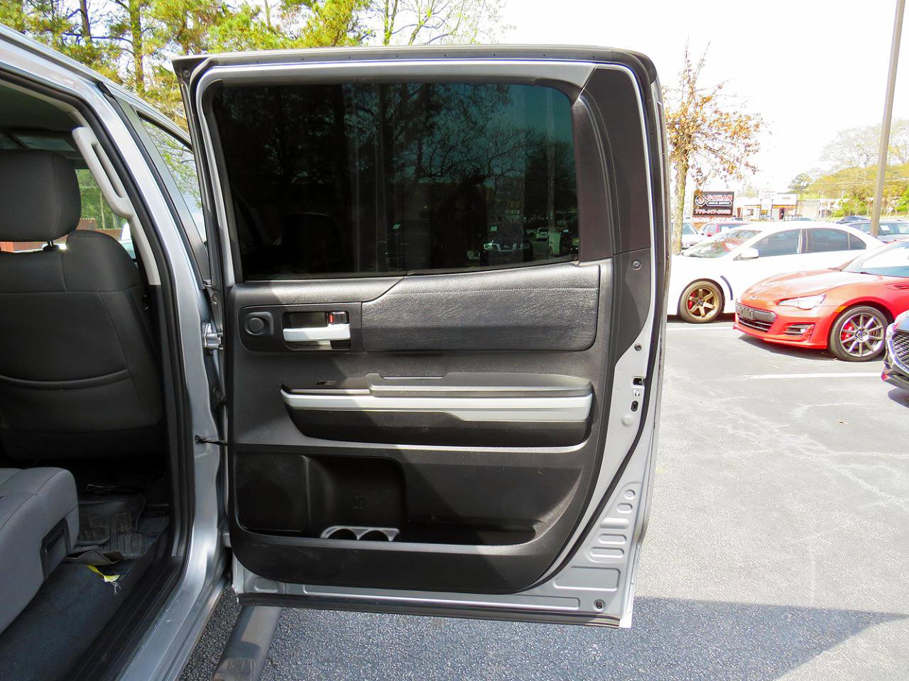 Used 2019 Toyota Tundra SR5 w/ SR5 Upgrade Package image 33