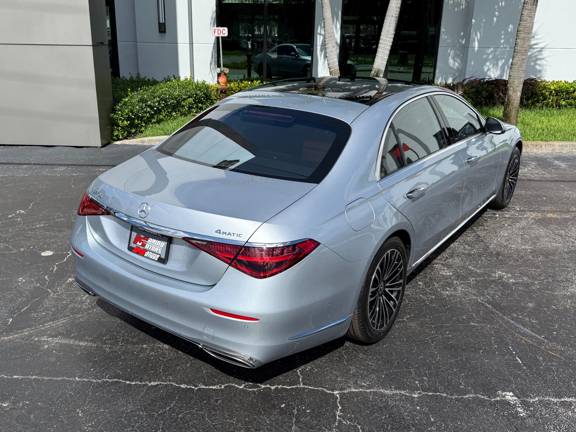 Used 2023 Mercedes-Benz S 580e 4MATIC Sedan image 19