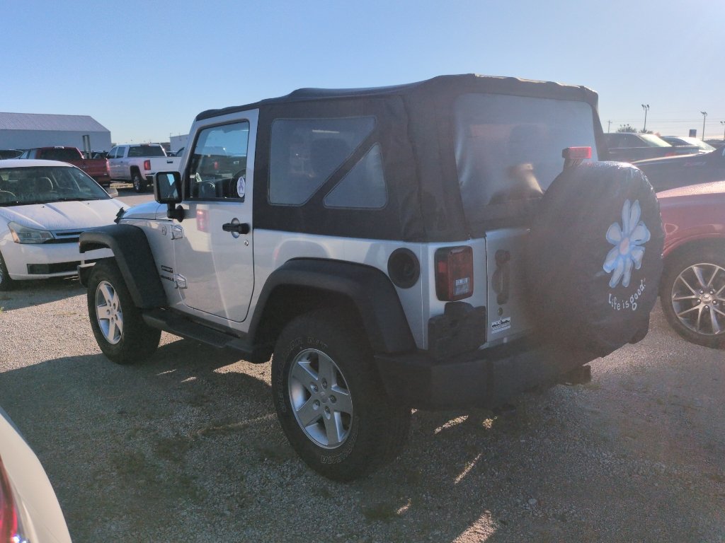 Used 2012 Jeep Wrangler Sport AWD/4WD image 8