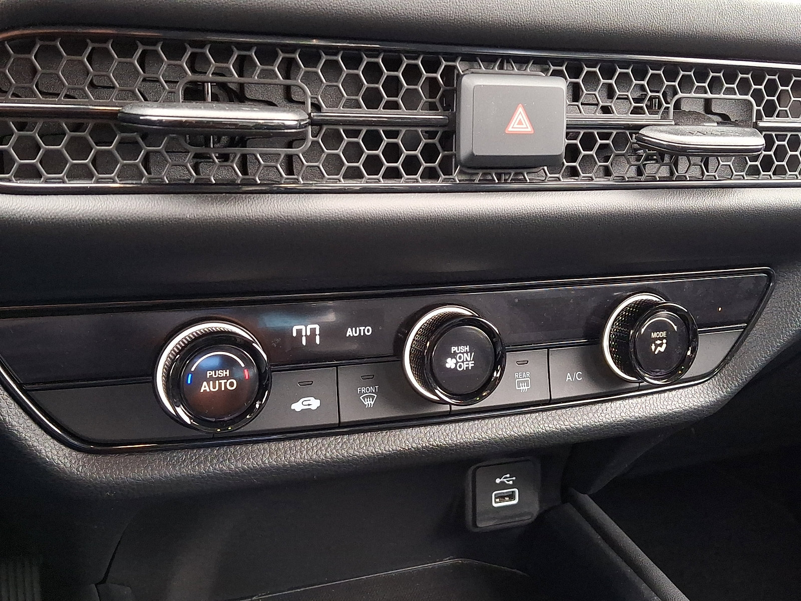 Used 2024 Honda HR-V LX image 15