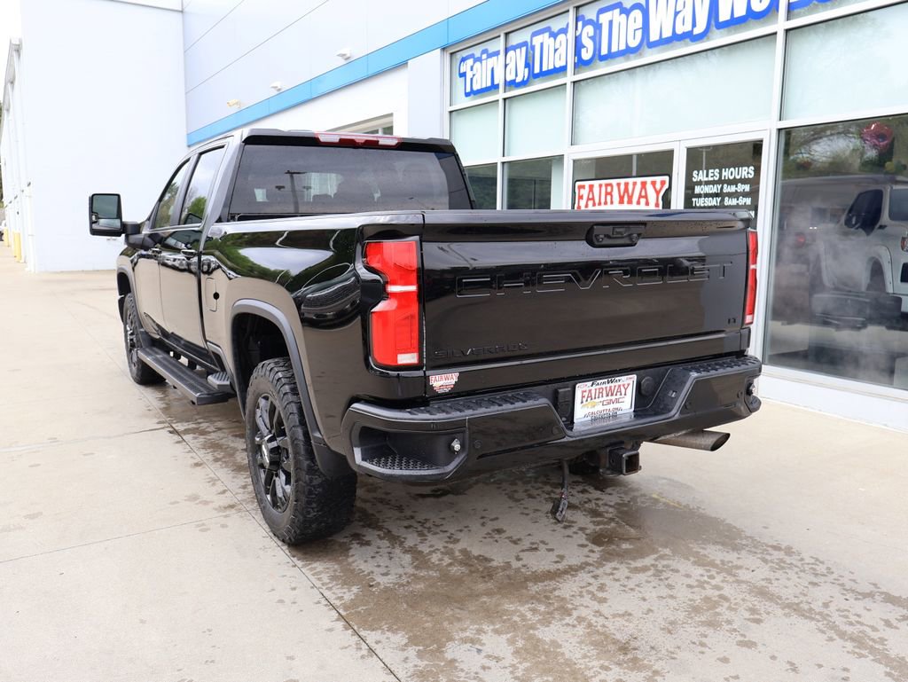 Used 2025 Chevrolet Silverado 2500 LT w/ Trail Boss Package AWD/4WD image 8