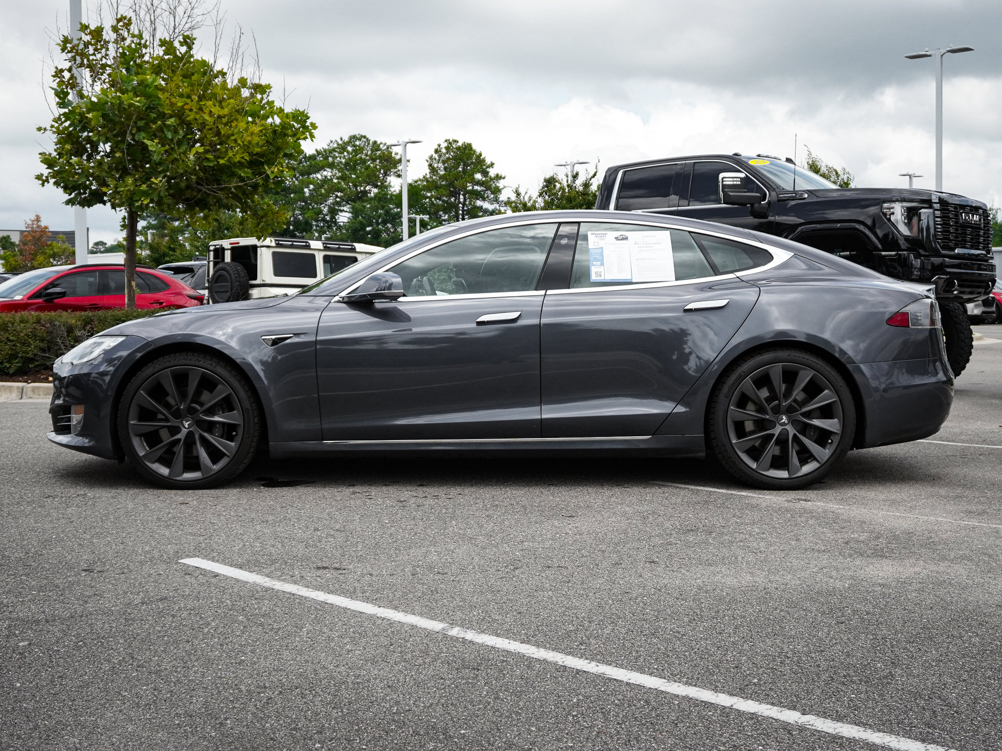 Used 2020 Tesla Model S Long Range AWD/4WD image 7