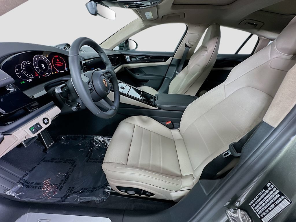 New 2026 Porsche Panamera RWD image 5