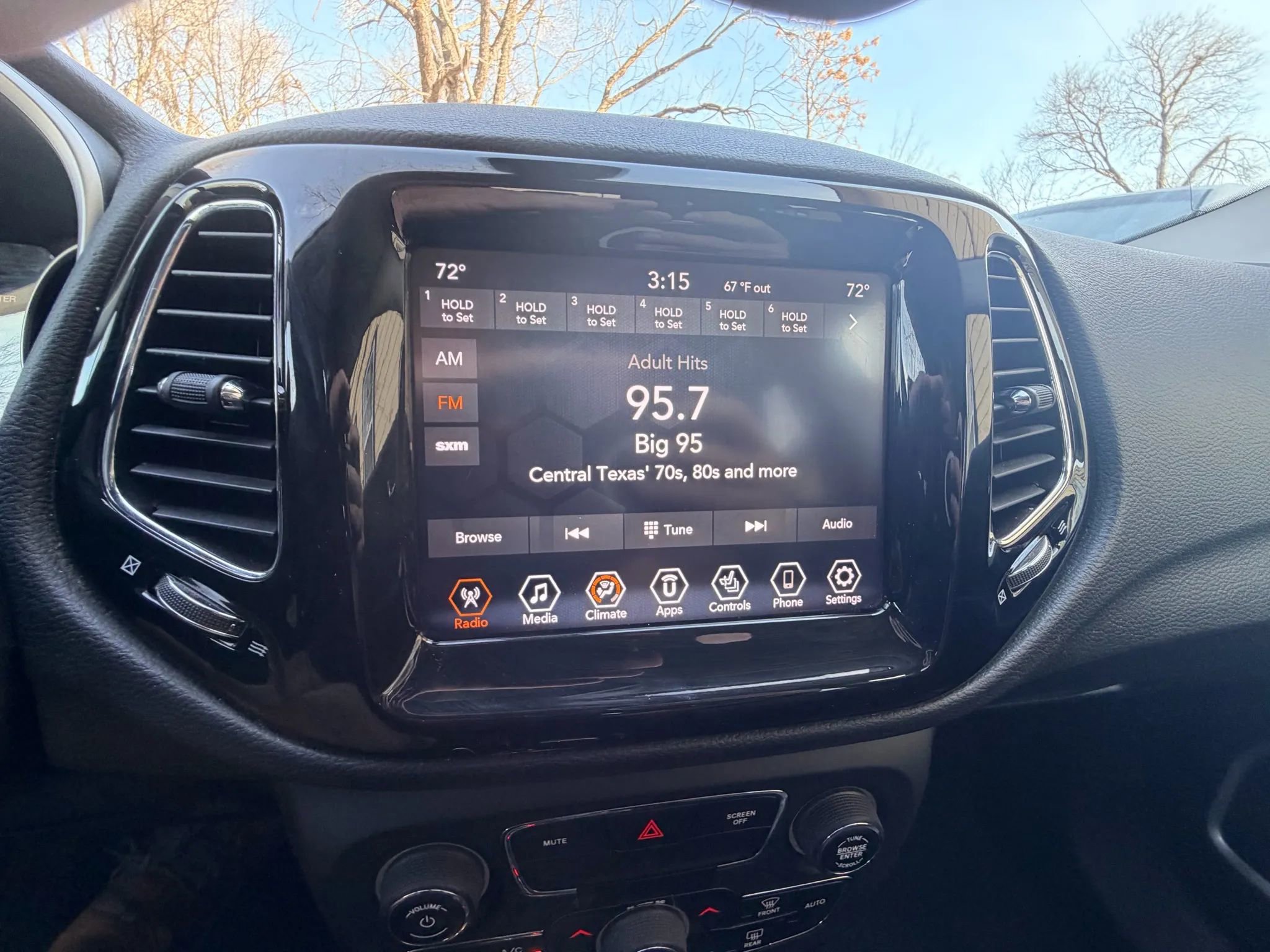 Used 2020 Jeep Compass Limited FWD image 10