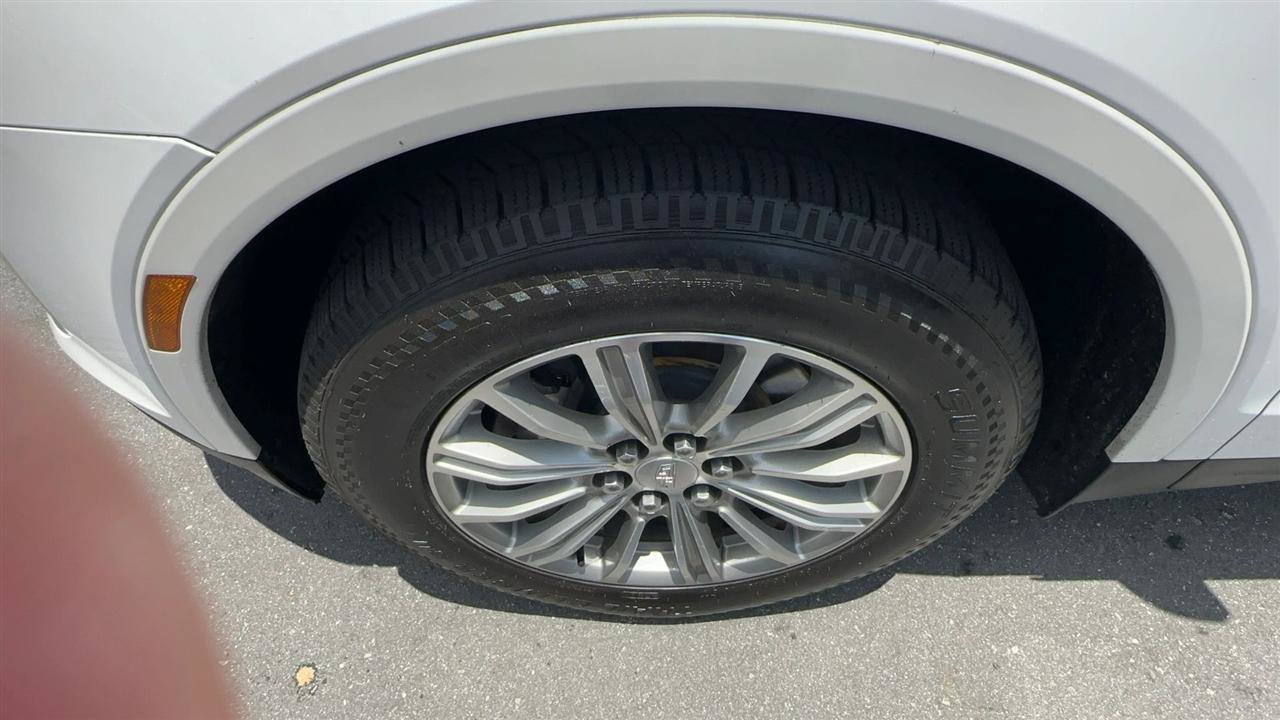 Used 2017 Cadillac XT5 Luxury FWD image 12