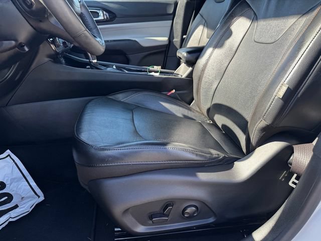Certified 2023 Jeep Compass Limited AWD/4WD image 22