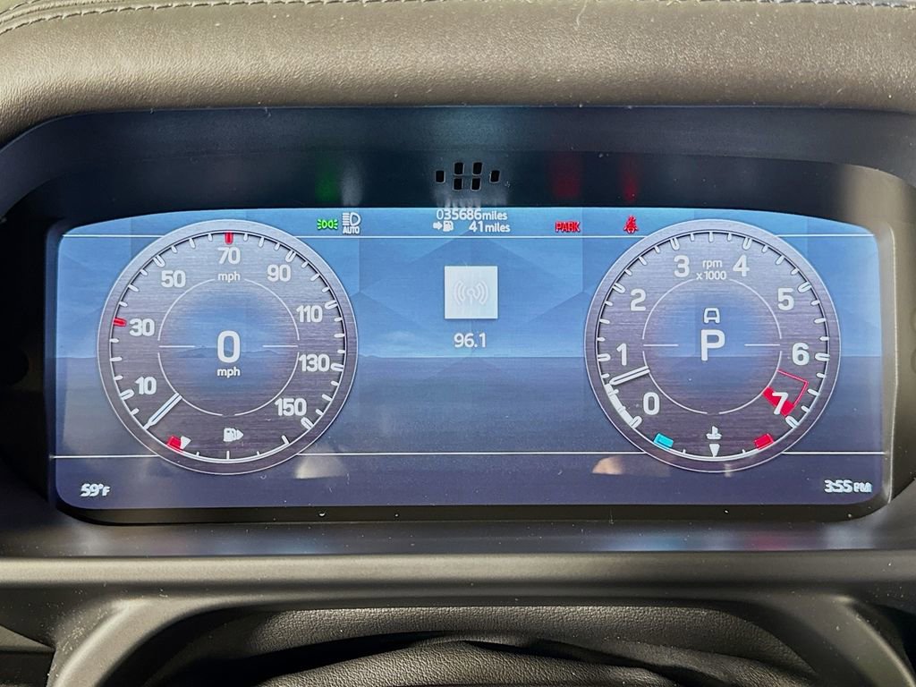 Used 2022 Land Rover Defender 110 X AWD/4WD image 32